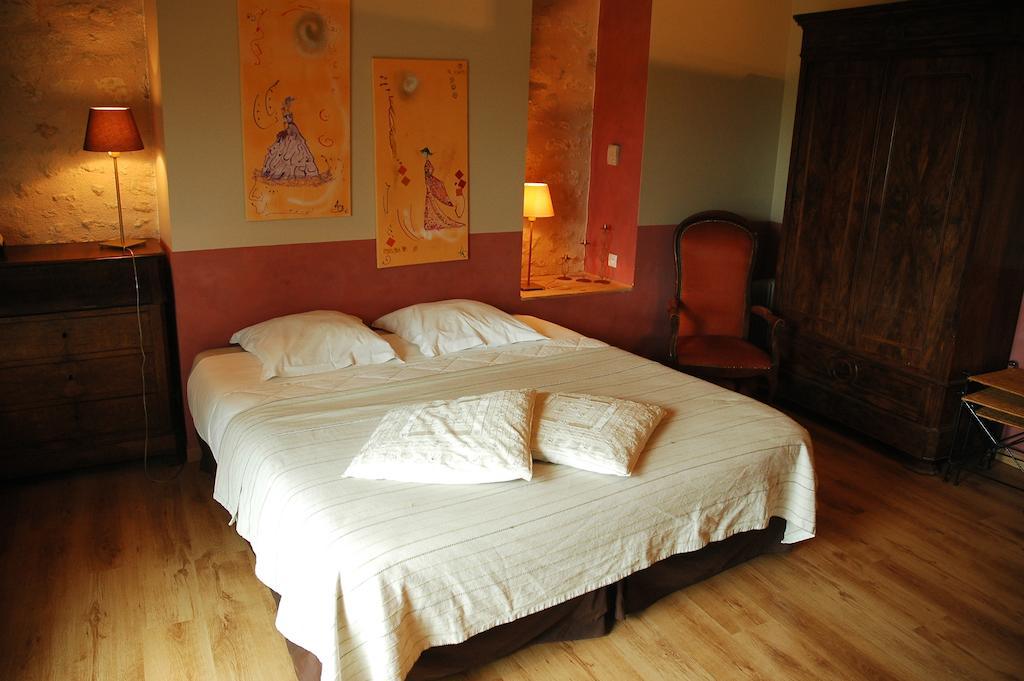 Les Pierres D'Aurele Chambres D'Hotes Сен-Жорж-сюр-Шер Номер фото
